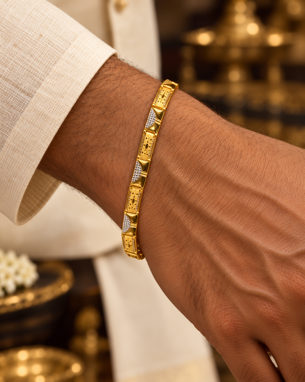Men's 22K gold two-tone engraved bracelet, 13.720 g - wrist view